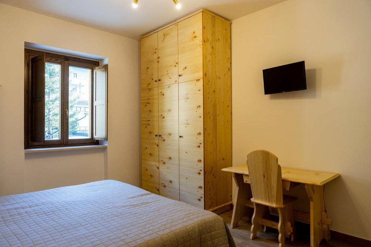 La Villetta Food & Drink Rooms For Rent - No Reception - LʼAquila Exteriör bild